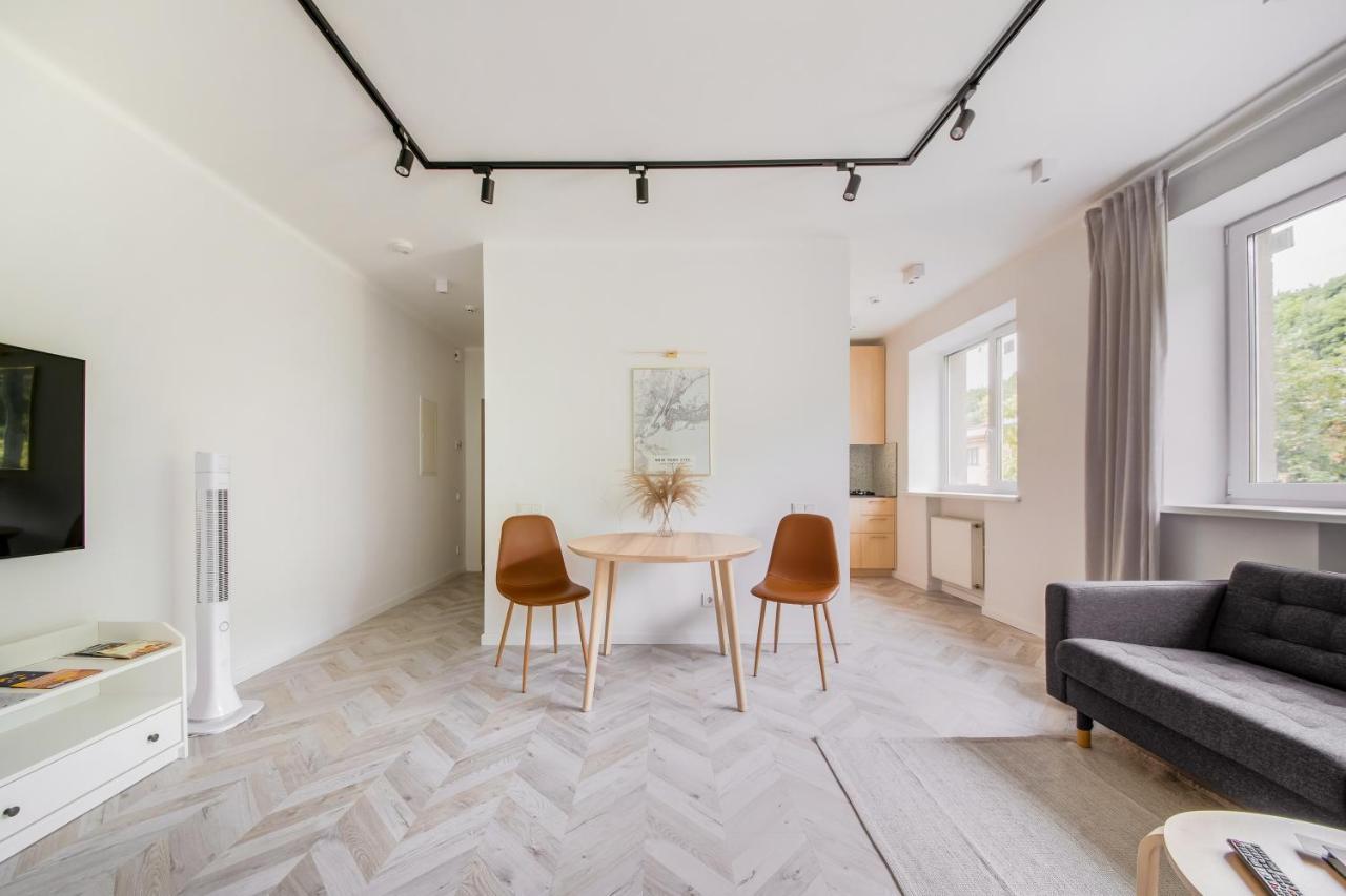 Central Apartment In Architectural Street Kaunas Ngoại thất bức ảnh