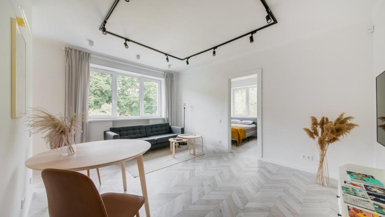 Central Apartment In Architectural Street Kaunas Ngoại thất bức ảnh