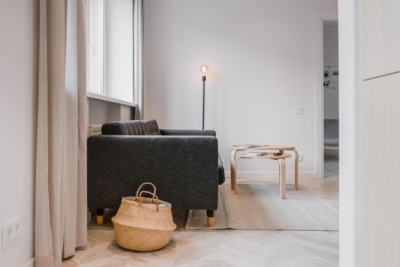 Central Apartment In Architectural Street Kaunas Ngoại thất bức ảnh
