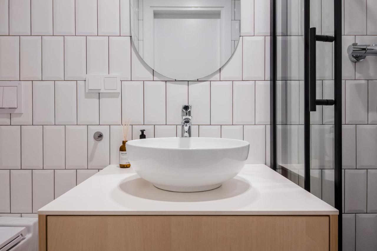 Central Apartment In Architectural Street Kaunas Ngoại thất bức ảnh