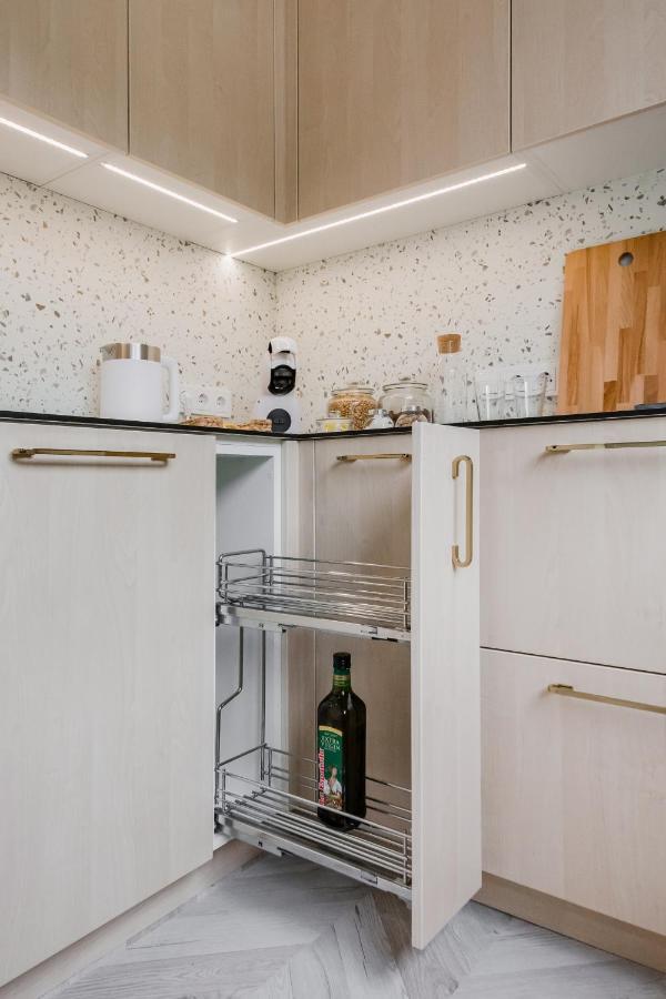 Central Apartment In Architectural Street Kaunas Ngoại thất bức ảnh