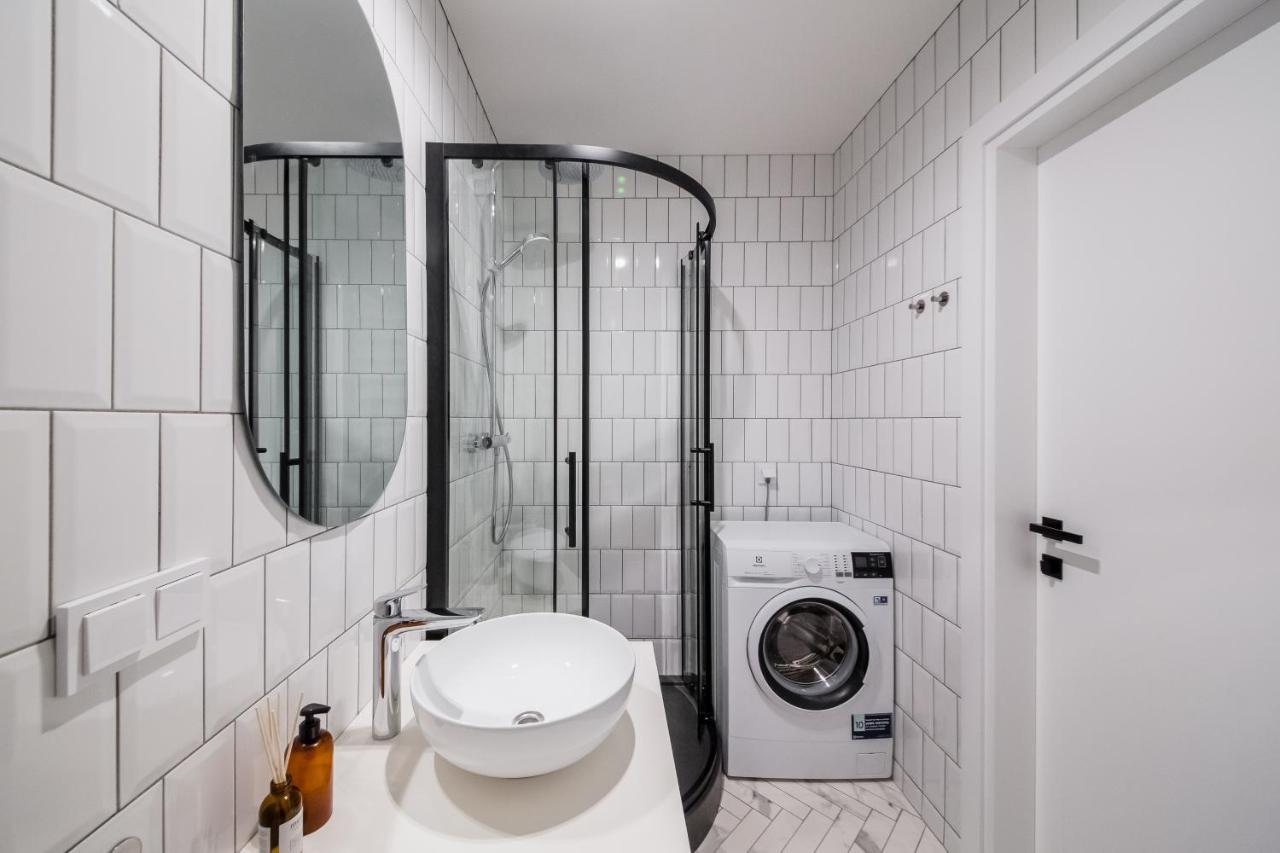 Central Apartment In Architectural Street Kaunas Ngoại thất bức ảnh